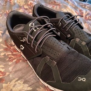 On cloud running shoe